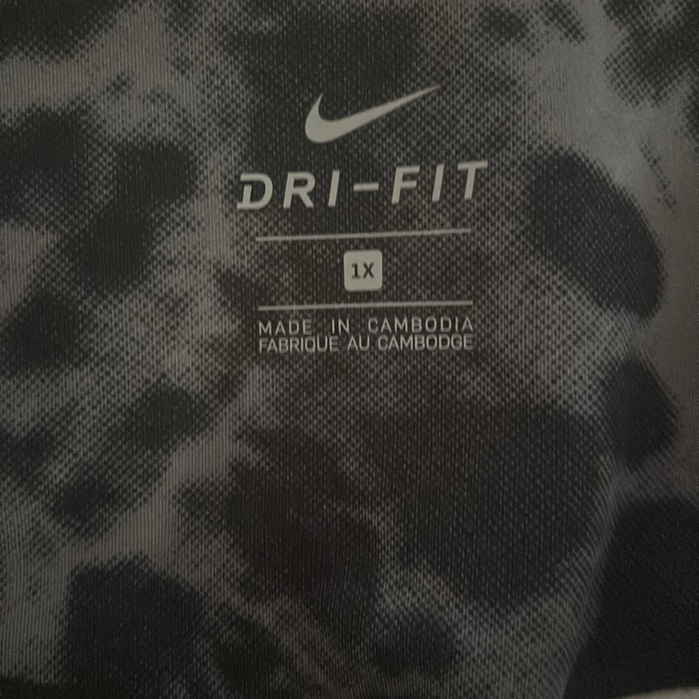 Nike One Women's High-Waisted 7/8 Printed Leggings size 1X - Picture 7 of 7